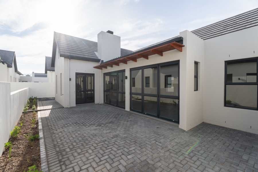 3 Bedroom Property for Sale in Sitari Country Estate Western Cape